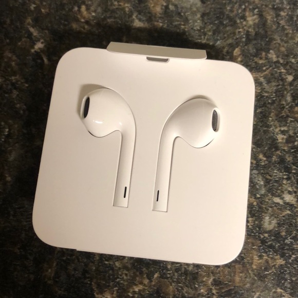 Apple Other - 🔴BRAND NEW🔴 Apple Headphones